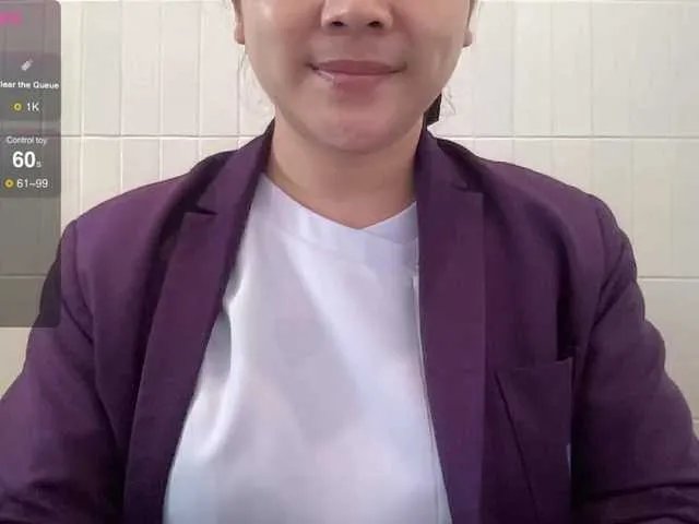 babyunicorn998 on BongaCams 