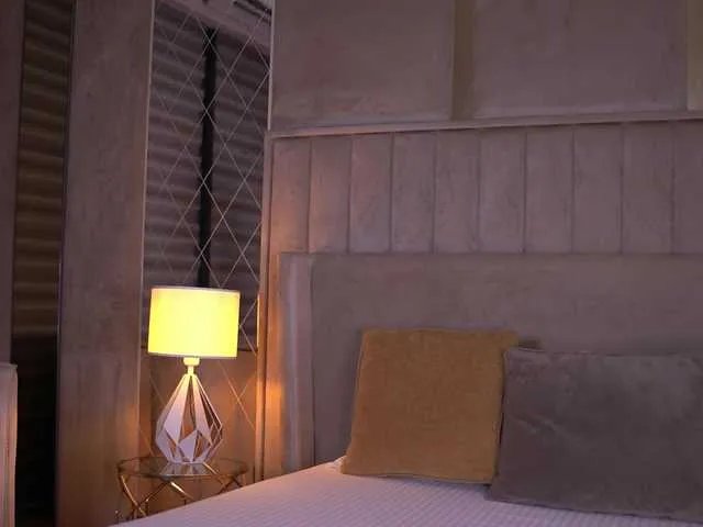 BlairSander from BongaCams