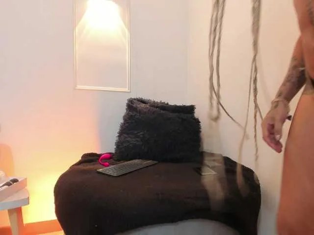 kennya-carper on BongaCams 