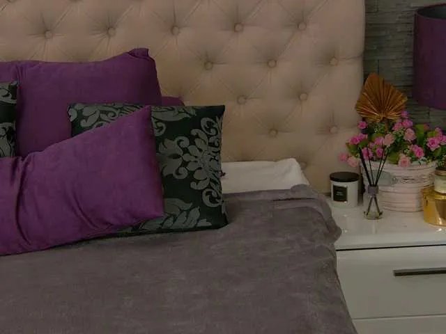 VannyFoxx on BongaCams 