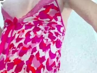 liillyrousse on CamSoda 