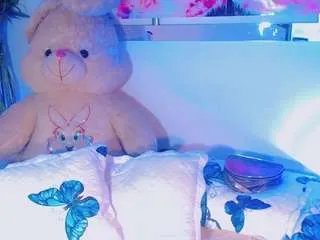 ninacampbell on CamSoda 