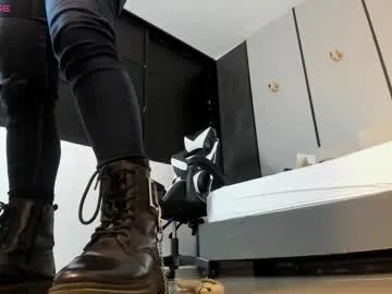 alma_fenix on Chaturbate 