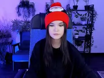 elainebeness from Chaturbate