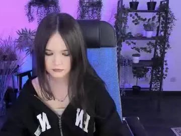 elainebeness from Chaturbate