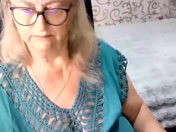 lolkaalyss on Chaturbate 