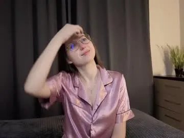 oliviavele from Chaturbate