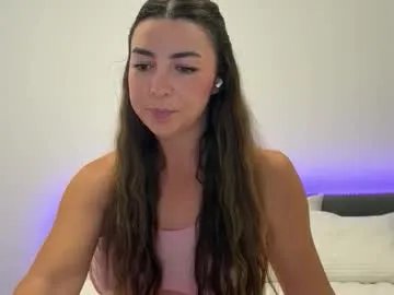 sweetukcassie on Chaturbate 