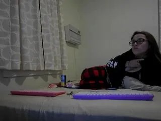 bambi_bi on Flirt4Free 