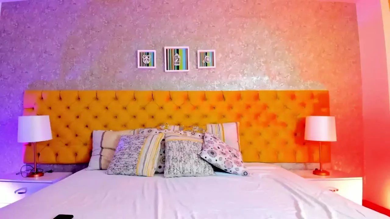 SaraWolff on Streamray 