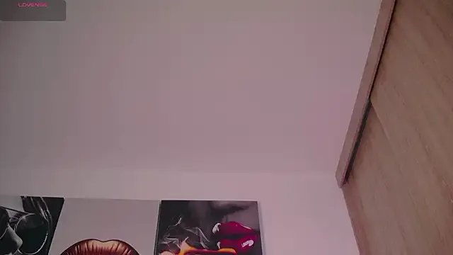 Aidaadams from StripChat