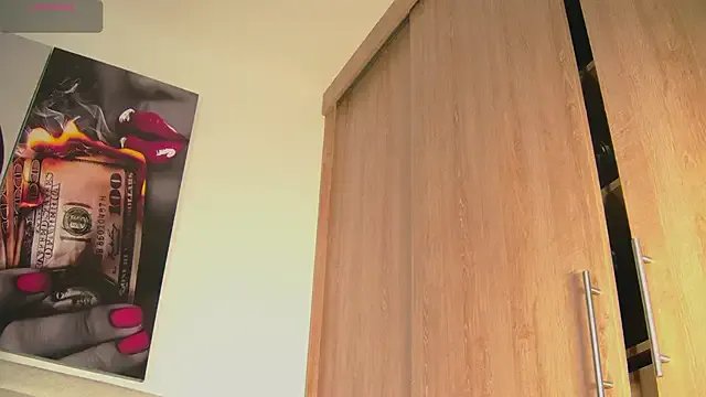 Aidaadams from StripChat