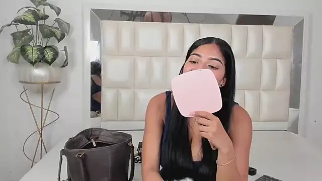 Alhana_pulido from StripChat