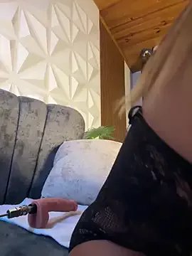 Ambarsexbutler from StripChat