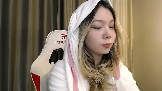 Babby_Rabbit on StripChat 