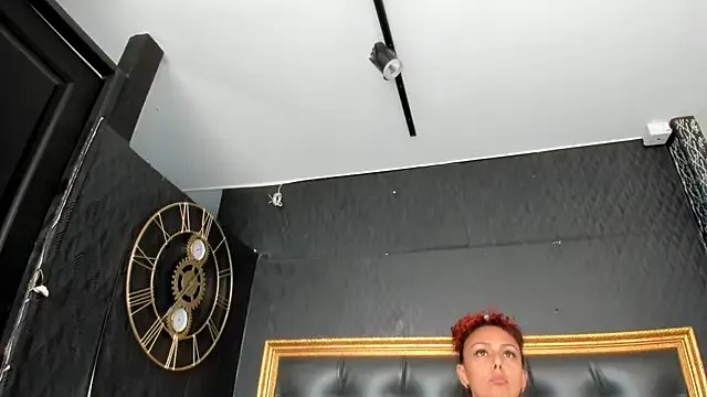 DalayMoore on StripChat 