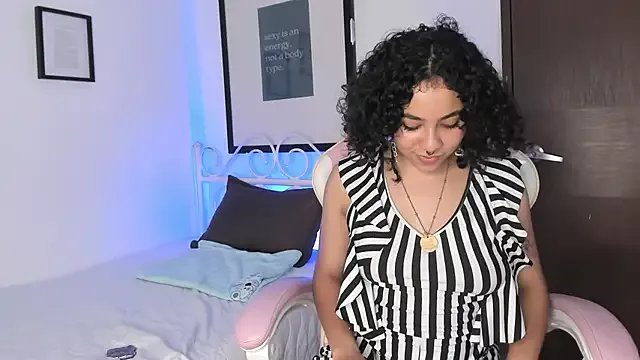 Dhalila_ from StripChat