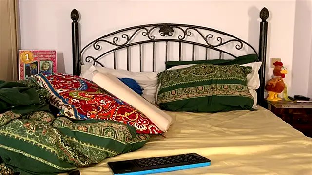 einneuesleben on StripChat 