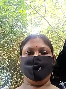 Hotty-rosni on StripChat 