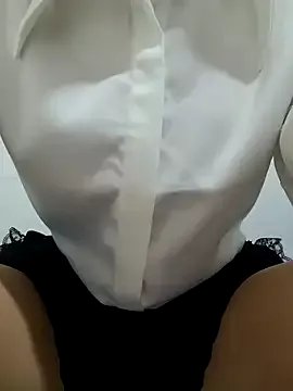 Kiki-vivi on StripChat 