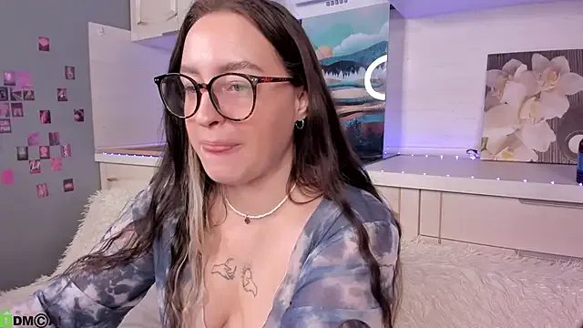 Kruela_Eva from StripChat