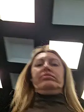 Miss____Mia_ on StripChat 