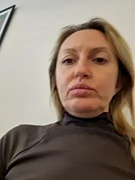 Miss____Mia_ on StripChat 