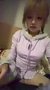momo-2580 on StripChat 