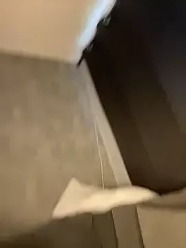 riri_bstvx on StripChat 