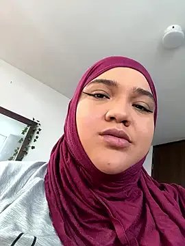 sweetmuslim01 from StripChat