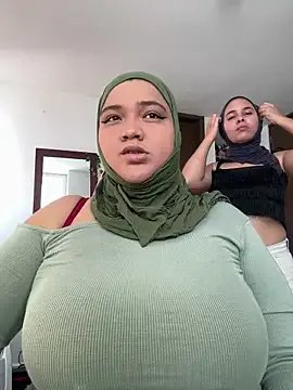 sweetmuslim01 from StripChat