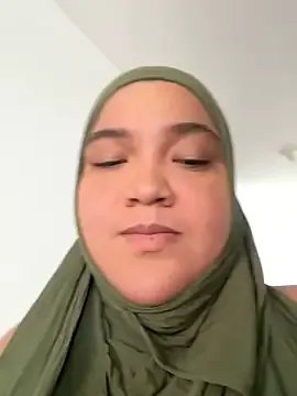 sweetmuslim01 from StripChat