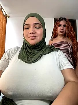sweetmuslim01 from StripChat