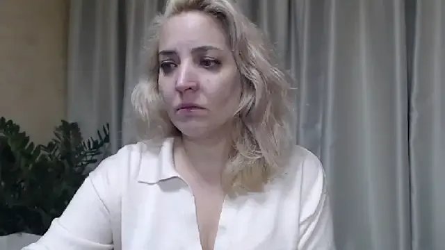 Sweetpussy from StripChat