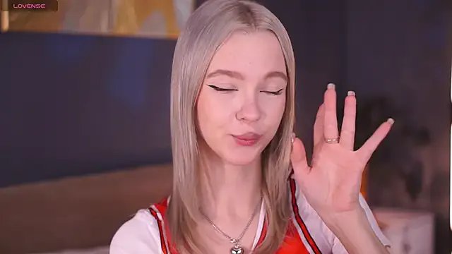 TastyTiffy on StripChat 