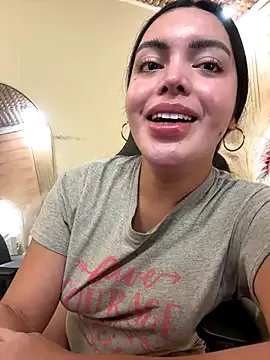 TS-SimplyTheBest on StripChat 