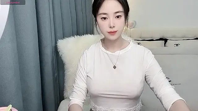 Xiaotaimei_666 from StripChat