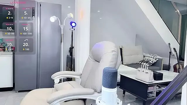 yoyo520- from StripChat